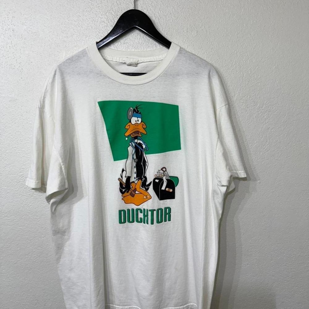 Daffy Duck White and green Ducktor graphic tee shirt